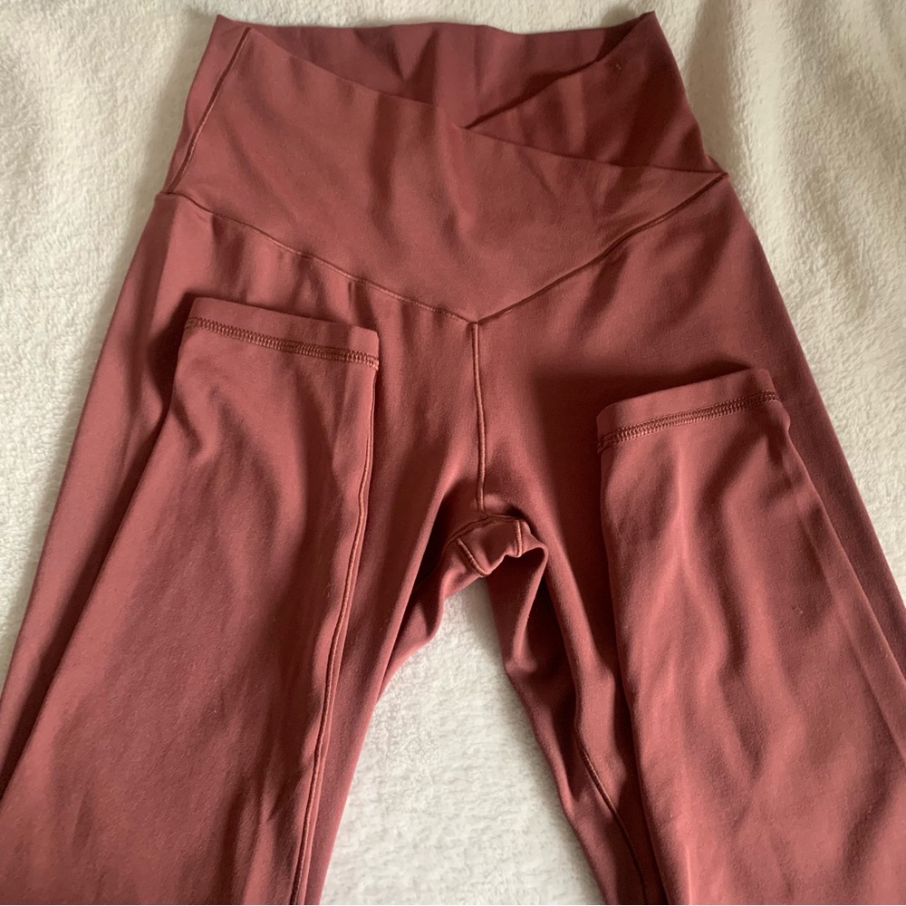 pink aerie cross over leggings